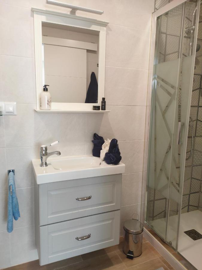 Lagunillas Suite By Namaste Elite Malaga Bagian luar foto